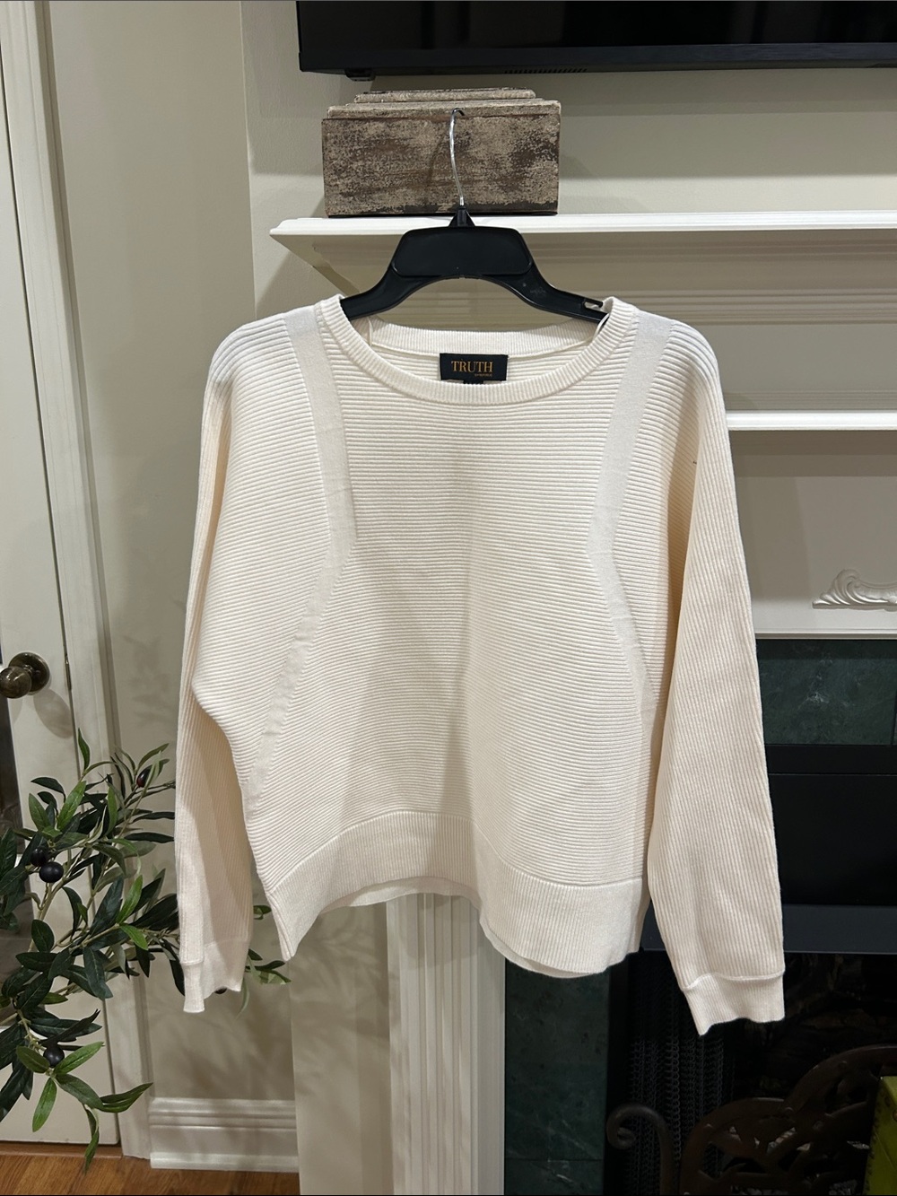 TRUTH Cream Textured Ribbed Pullover
